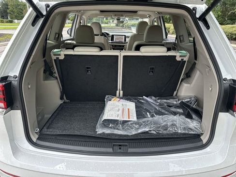 New 2026 Volkswagen Atlas SEL Premium R-Line image 25