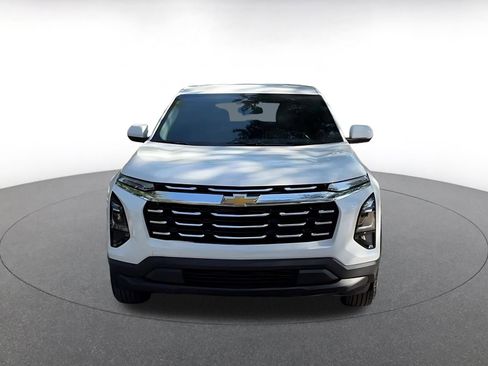 Used 2025 Chevrolet Equinox LT image 4