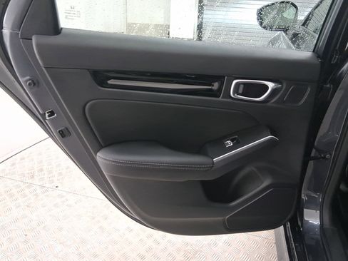 Used 2025 Honda Civic Sport Touring image 28