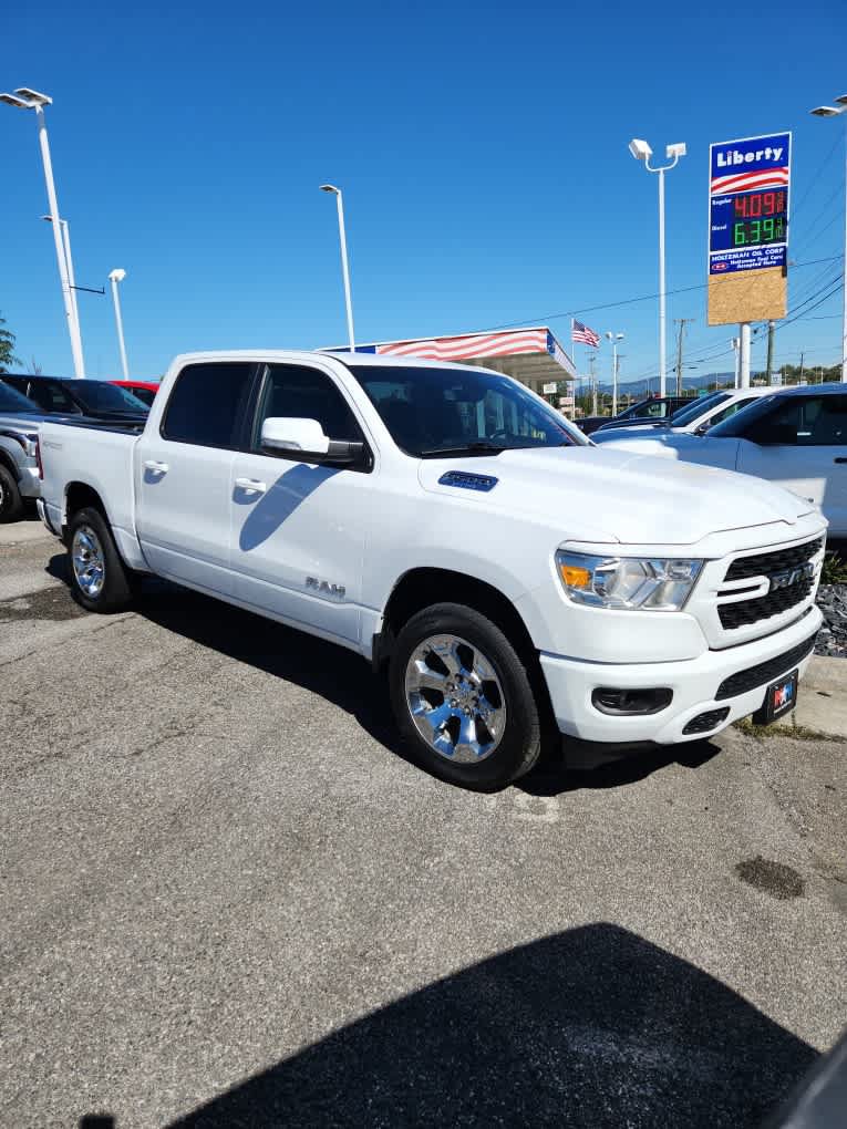 Used 2022 RAM 1500 4x4 Crew Cab image 14