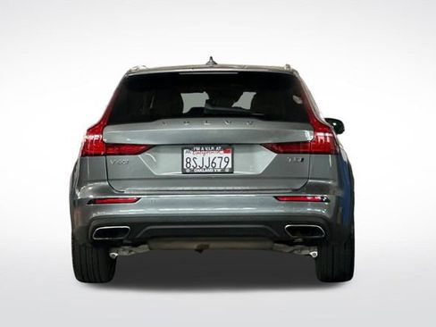 Used 2020 Volvo V60 T5 Cross Country w/ Protection Package Premier AWD/4WD image 6