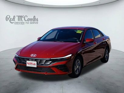 New 2026 Hyundai Elantra SE