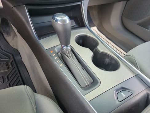 Used 2017 Chevrolet Impala LS FWD image 9