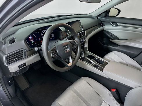 Used 2020 Honda Accord EX image 10