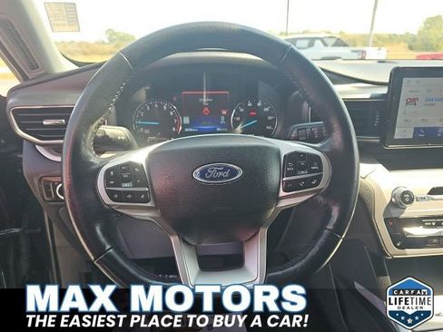 Certified 2023 Ford Explorer XLT w/ Equipment Group 202A image 17