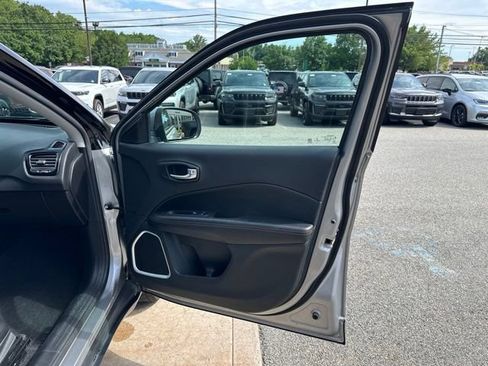 Certified 2020 Jeep Compass Limited AWD/4WD image 12