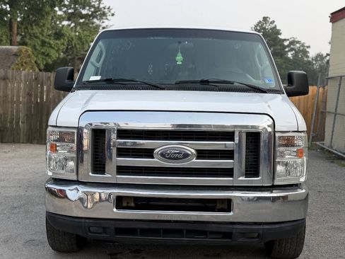 Used 2013 Ford E-250 and Econoline 250 w/ PWR Group RWD image 3