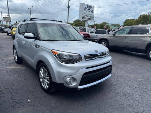 Used 2018 Kia Soul + FWD image 1