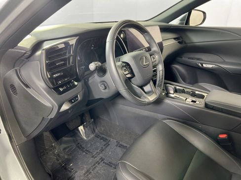 Used 2023 Lexus RX 350 Premium w/ Accessory Package (Z1) AWD/4WD image 9