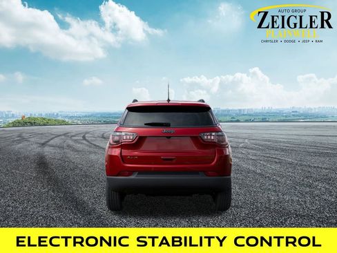 New 2026 Jeep Compass Latitude AWD/4WD image 7