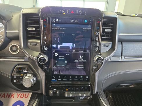 Used 2022 RAM 1500 Limited AWD/4WD image 23
