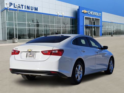 Used 2020 Chevrolet Malibu LS image 5