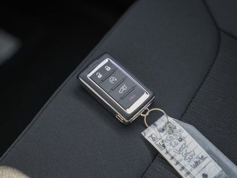 New 2025 Jeep Grand Cherokee Laredo X w/ Luxury Tech Group I image 40