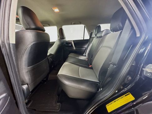Certified 2022 Toyota 4Runner SR5 Premium image 24