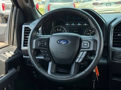 Used 2019 Ford F150 XLT w/ Equipment Group 302A Luxury AWD/4WD image 7