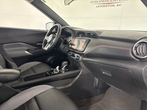 Used 2023 Nissan Kicks SR w/ SR Premium Package image 27