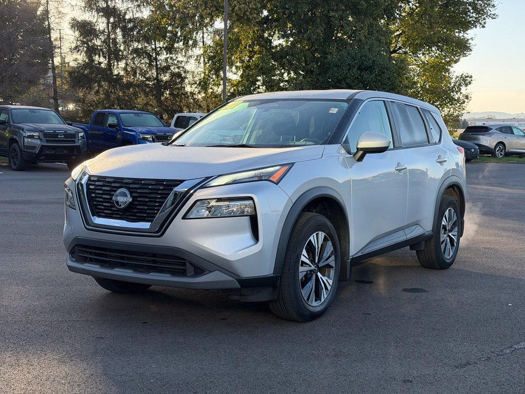 Used 2023 Nissan Rogue SV AWD/4WD image 2