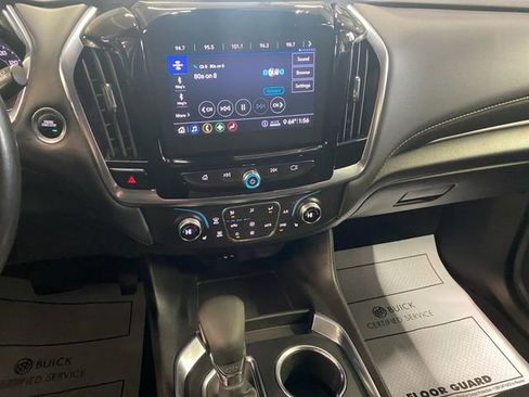 Certified 2021 Chevrolet Traverse LT image 16