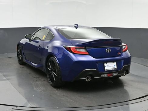 Used 2024 Toyota GR86 Premium RWD image 5