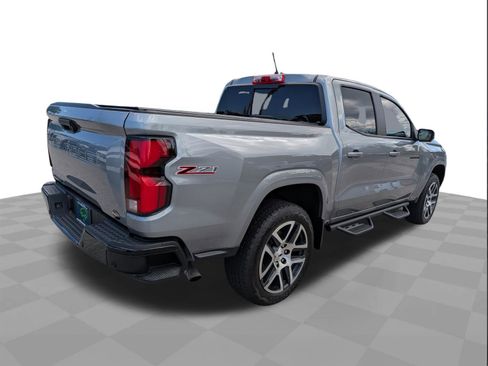 Certified 2023 Chevrolet Colorado Z71 w/ Z71 Convenience Package 2 AWD/4WD image 4