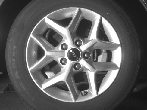 Used 2025 Kia Soul LX w/ LX Technology Package FWD image 13