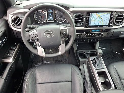 Used 2023 Toyota Tacoma Limited image 11