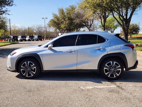 Used 2020 Lexus UX 200 w/ Accessory Package image 3