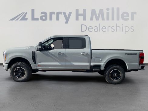 New 2025 Ford F250 Lariat w/ Lariat Ultimate Package image 2