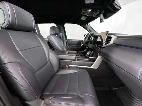 Used 2024 Toyota Tundra Platinum image 48