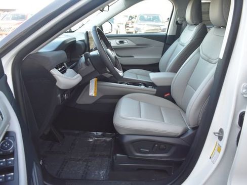 New 2026 Ford Explorer Active w/ Active Comfort Package image 13