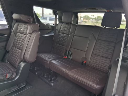 Used 2022 Cadillac Escalade Sport Platinum AWD/4WD image 23