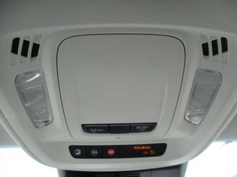 Used 2025 Buick Envision Sport Touring AWD/4WD image 27