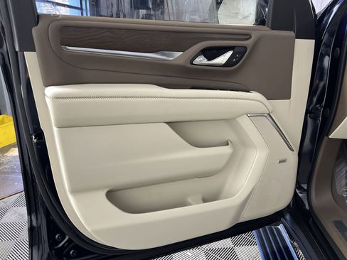 Used 2021 GMC Yukon XL Denali image 14