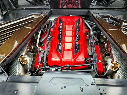 Used 2020 Chevrolet Corvette Stingray Preferred Cpe w/ 2LT Preferred Equipment Group RWD image 25