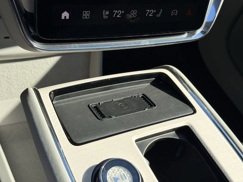 New 2025 Volvo EX90 Ultra AWD/4WD image 23