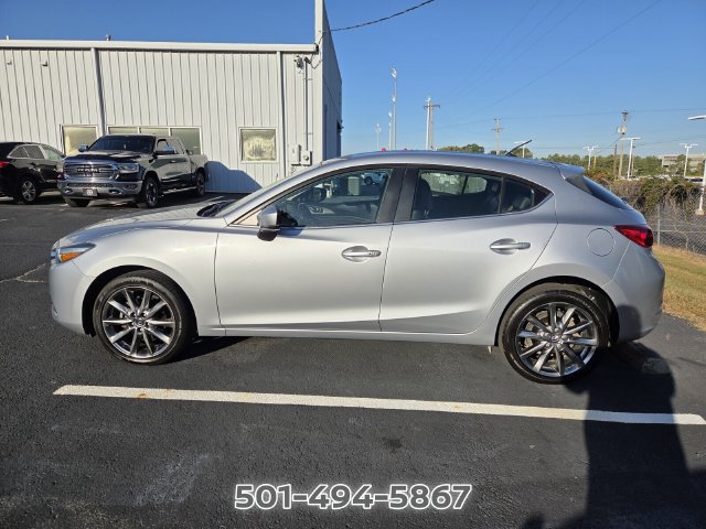 Used 2018 MAZDA MAZDA3 Touring FWD image 8