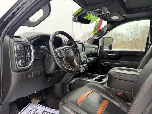 Used 2021 GMC Sierra 3500 AT4 w/ AT4 Premium Plus Package image 10