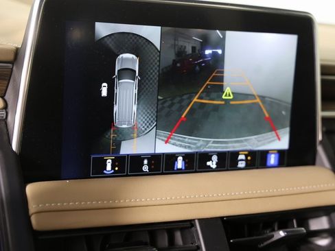 Used 2024 Chevrolet Tahoe Premier image 14