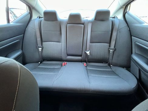Used 2025 Nissan Altima 2.5 SV FWD image 39