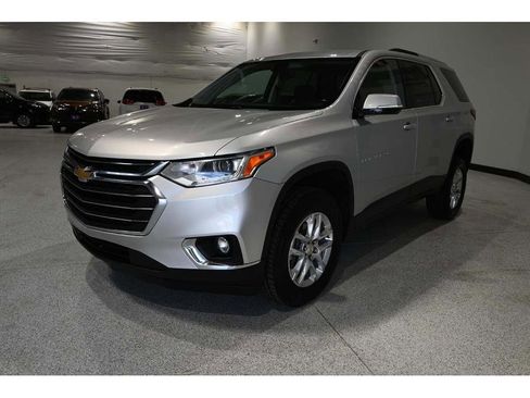 Used 2018 Chevrolet Traverse LT image 10