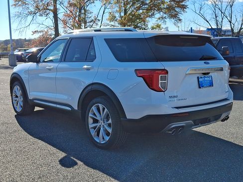 Certified 2022 Ford Explorer Platinum w/ Equipment Group 601A image 4
