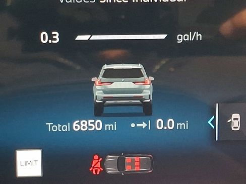 Used 2025 BMW X1 xDrive28i w/ Technology Package image 20