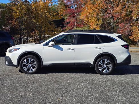 Used 2022 Subaru Outback Limited image 23