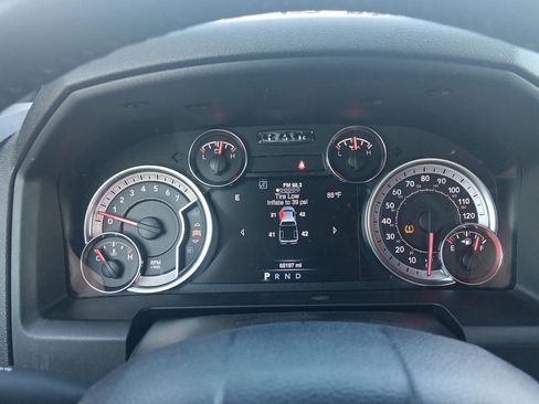 Used 2021 RAM 1500 Classic Warlock image 16