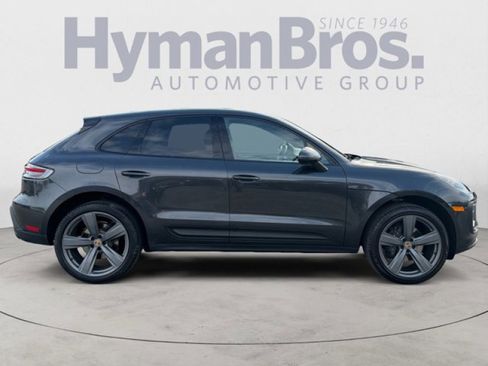 Used 2023 Porsche Macan w/ Premium Package Plus image 2