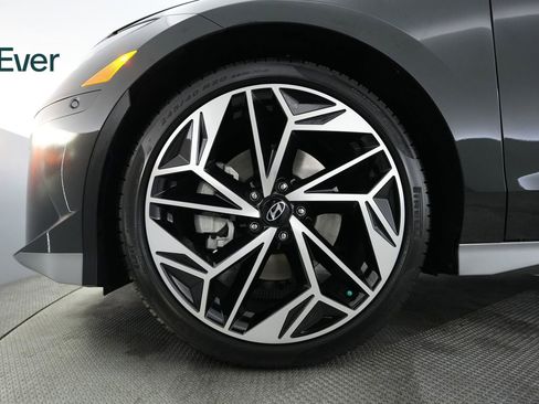 Used 2023 Hyundai Ioniq 6 Limited image 20