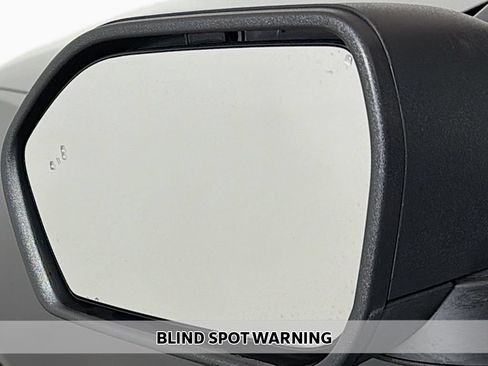 Used 2024 Ford Explorer XLT w/ Equipment Group 202A AWD/4WD image 3