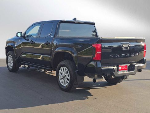 Certified 2024 Toyota Tacoma SR5 image 5