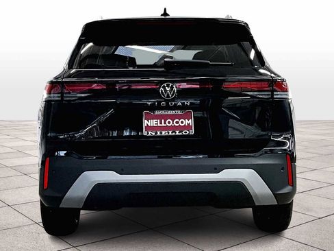 New 2026 Volkswagen Tiguan S image 6