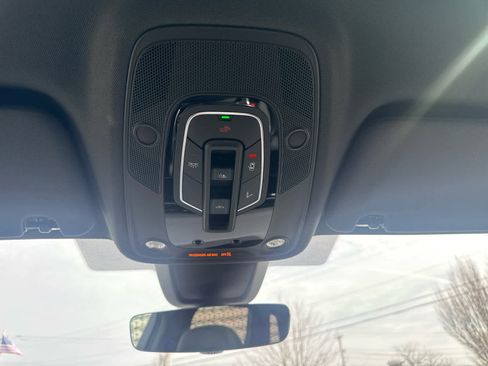 Used 2025 Audi Q7 2.0T Premium Plus w/ Premium Plus Package image 16